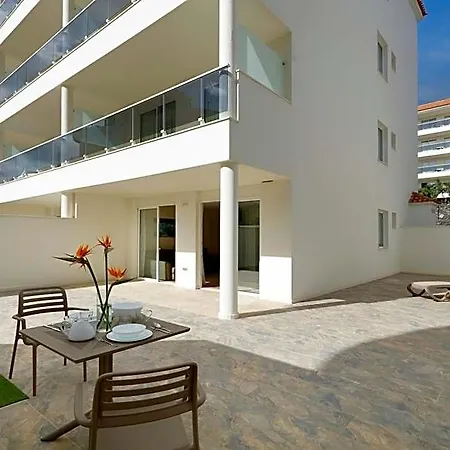 Marinell Collection Palm-mar